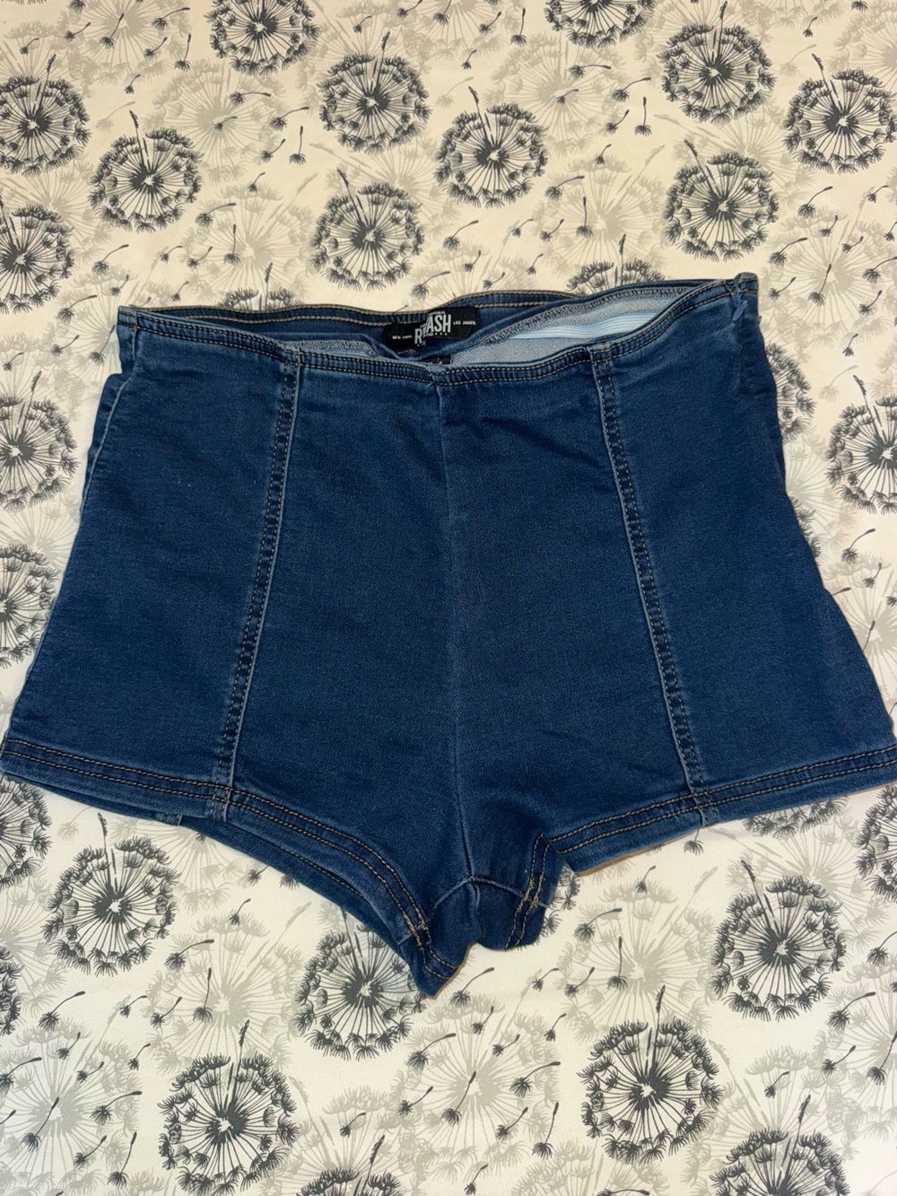 Vintage vibe Dark Blue High-Waist Denim Shorts for Women